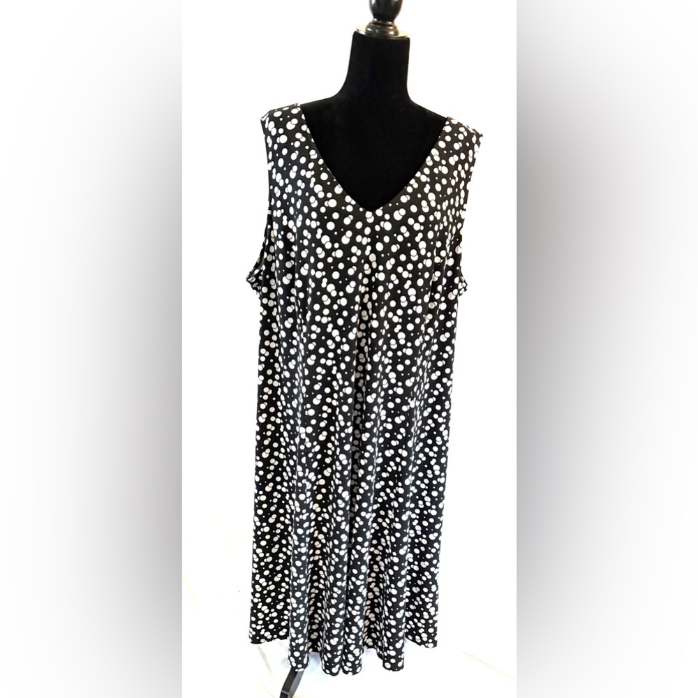 Julian Taylor V neck black and white polka dot dress